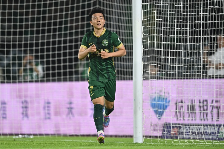 江南体育平台-01年龄段首人！陶强龙完成中超百场里程碑，贡献14球8助攻